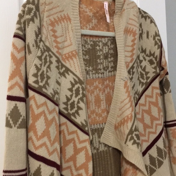 Gorgeous Cream Maroon & Hunter Cardigan S\M - Picture 2 of 7